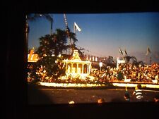 JD03 35MM SLIDE Photo photograph ROSE PARADE FLOATS picture
