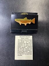 WILLIAM WM SPEAR DESIGN BROWN TROUT PIN 2”FISH/FISHING PINBACK HAT/VEST PIN picture
