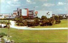 Postcard Tampa Florida Jos Schlitz Brewing Company Brewery Unposted  1979 picture