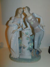 LLADRO ROMEO AND JULIET FIGURINE # 4750 - MINT picture