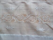 VTG Handmade Embroidered White Linen Tablecloth 51 inch Square with Lace Details picture