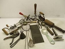 Lot of 16 Vintage Kitchen Utensils Gadgets Assorted Miscellaneous picture