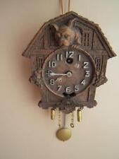 VINTAGE 1930's WHIMSICAL KEEBLER BULLDOG  CLOCK W/ KEY NON-WORKING picture