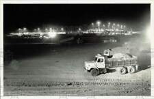 1984 Press Photo Ongoing construction of Charlotte's Douglas Airport at night picture