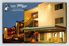 Postcard New York Syracuse NY Travelodge Motel Night 1960s Unposted Chrome picture