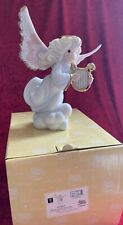 Precious Moments 2001 Faith Is Heaven's Sweet Song Figurine 975893 picture