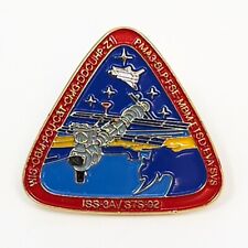 Official NASA 2000 STS-92 ISS 3A Gold Tone Enameled Metal Lapel Pin picture