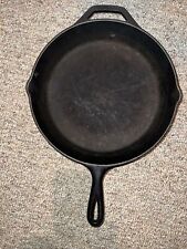 Vintage Lodge Cast Iron Skillet With Assist Handle 12