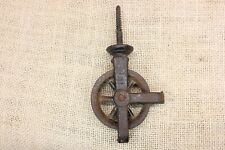Old Screw Pulley 2