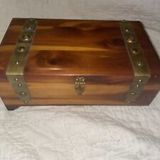 Beautiful Vintage Wooden Fiegler Box 10x6” Missing 2 Feet Still Stands Gorgeous picture