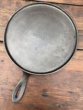 Sidney Hollow Ware #8 Cast Iron Griddle picture