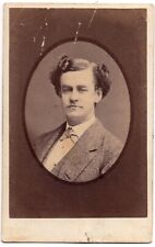 ANTIQUE CDV CIRCA 1880s ALLEN HANDSOME YOUNG MAN IN SUIT BOSTON MASSACHUSETTS picture