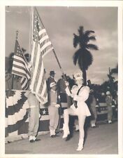 LG895 1951 Orig Photo LAUREL MISSISSIPPI HIGH SCHOOL MARCHING PARADE Teen Girl picture