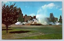 Buckingham Memorial Fountain Grand Park Chicago Illinois IL Vintage Postcard UNP picture