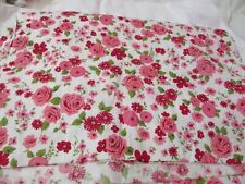 Vintage 1950's cotton Fabric white with red pink Roses Flowers picture