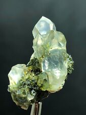 natural epidote specimen combine with clear quartz picture