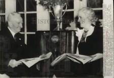 1940 Press Photo Senator Carter Glass and bride shown at Glass home in Virginia. picture