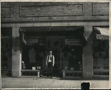 1928 Press Photo General View of Society Dry Cleaners at Superior Ave picture