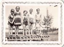 1930s Original Photo Boys Girls Brothers Sisters Portrait On The Bench 1A5 picture