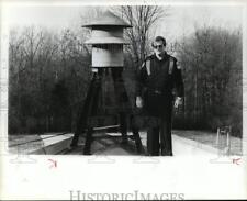 1982 Press Photo Alabama-Alabaster-Cochran shows siren used in tornado warning. picture