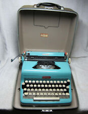 Vintage ROYAL Quiet DeLuxe Portable Typewriter w/Case.Teal/Aqua Robin's Egg Blue picture