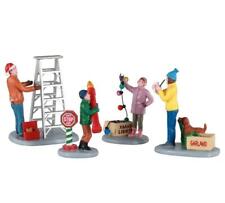 Lemax Vail Village 2021 GETTING READY TO DECORATE 4pc #12030 NRFP Accessory* picture