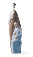 LLADRÓ Nativity Figurine. Porcelain The Holy Family Figure. picture