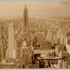 c1940s New York City, NY RPPC Rockefeller Center 70th Floor RCA Building A186 picture