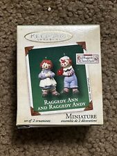 HALLMARK Raggedy Ann and Raggedy Andy Miniature Ornament 2002 NEW picture