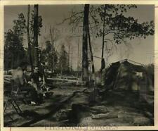 1968 Press Photo Camping at Sam Rayburn is enjoyable with fresh air and sunshine picture