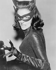 Lee Meriwether 1960's TV Series Batman Sexy Catwoman baring claws 8x10 Photo  picture
