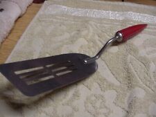 Old Vintage L-Shaped Vented/Slotted Spatula Utensil RED Bakelite ANDROCK BULLET picture