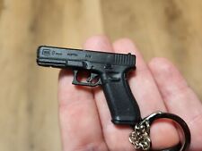 GLOCK 17 Gen5 AUSTRIA 9X19 9MM Mini Firearm Handgun Pistol KEYCHAIN Stainless picture