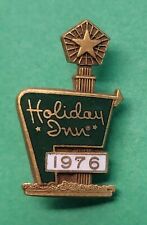 1976 HOLIDAY INN LAPEL PIN TIE TAC (RARE FIND) picture