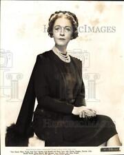 1943 Press Photo Dorothy Gish stars in 