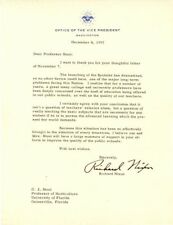 TLS signed by Richard Nixon - AUTOPEN - Autographs of Famous People picture