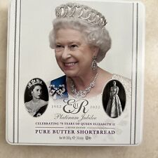 UK Royal QUEEN ELIZABETH II Jubilee Walkers Scottish Shortbread Collector Tin picture
