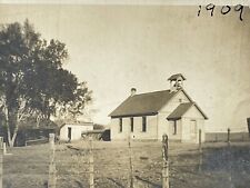 1G Photograph Picturesque Quaint School House 1909 Old Fence Americana Scene picture