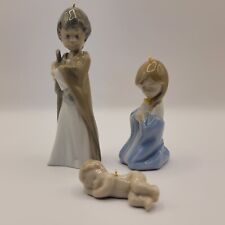 Lladro Daisa Mini Sagrada Familia porcelain sacred Ornaments holy nativity picture
