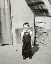 R808 Vtg Photo LITTLE BOY IN ROUND GLASSES c 1940's picture