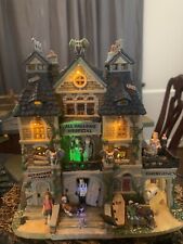 Lemax Spooky Town All Hallows Hospital picture