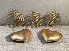 5 Vintage 3-D Metal Wire Gold Heart Christmas Ornaments Plus 2 Solid Gold Hearts picture
