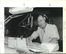 1990 Press Photo Jerry King, DJ with KKYX Radio Station. - sap17177 picture