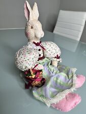 AVON GIFT COLLECTION SPRING BUNNIES MOM SHELF SITTER FIGURINE 2002 EASTER picture