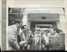 1969 Press Photo District Attorney Edmund Dinis outside Edgartown District Court picture