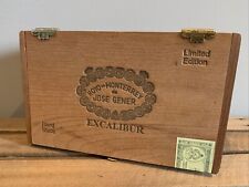 Hoyo de Monterrey Vintage Empty Cigar Wood Box Honduras 5.75 X 7.75 X 3.75 - 41 picture