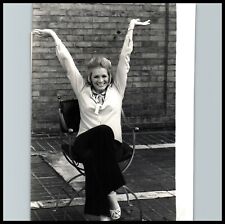 1970s ANGIE DICKINSON STUNNING PORTRAIT STYLISH POSE ORIG HOLLYWOOD PHOTO 239 picture