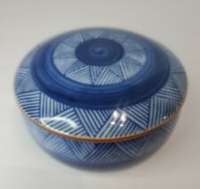 Vintage FF japan round trinket porcelain box white and blue picture
