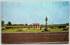 Postcard Betsy Ross Motel, Newton Falls, Ohio V171 picture