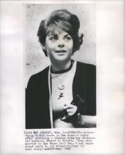 1962 Press Photo Penny Parker Poses After Obtain Divorce From Edward Bright picture
